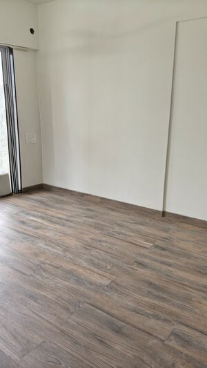Room in 1 BHK Apartment at The Baya Central, Lower Parel – for Rent
