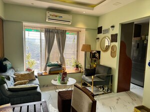 Team Area in 2 BHK Apartment at Royal Palms Garden View, Goregaon East – for Rent