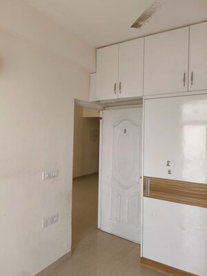 Room in 2 BHK Apartment at Shree Vardhman Mantra, Sector 67 – for Rent