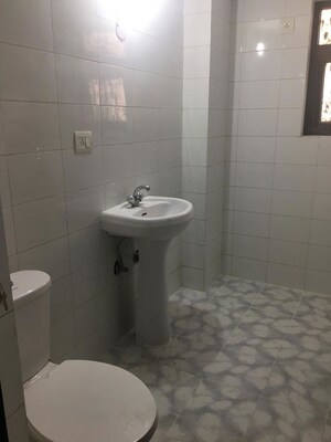 Bathroom in 3 BHK Apartment at Logix Blossom County, Sector 137 – for Rent