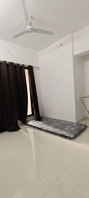 Bedroom in 2 BHK Apartment at Tiara Hills, Mira Road – for Rent