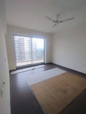 Room in 3.5 BHK Apartment at Bestech Park View Altura, Sector 79 – for Rent