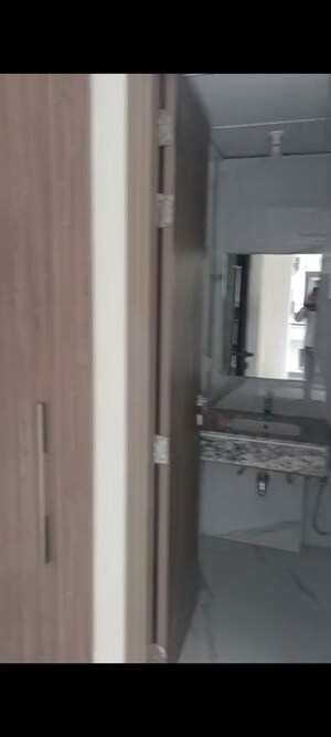 Building Lobby in 3.5 BHK Apartment at M3M Soulitude, Sector 89 – for Rent