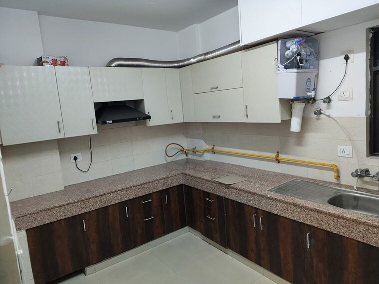 Kitchen, logix-blossom-county 3 Bedroom 1417 Sq.Ft. Apartment In Sector 137 Noida 10646954