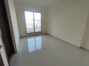 Room in 3 BHK Apartment at Rustomjee Verdant Vistas, Majiwada – for Sale