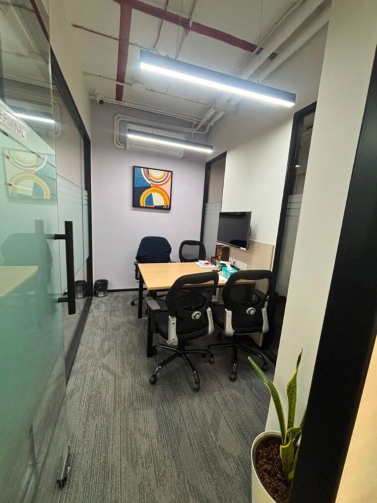 Team Area, kurla Commercial Office Space 3800 Sq.Ft. In Kurla Mumbai 10647063