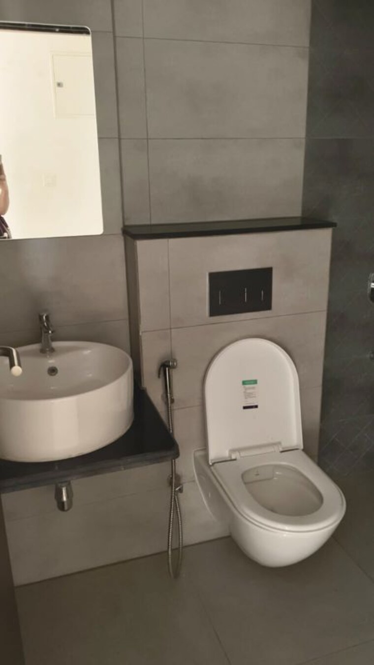 Bathroom, veena-synergy 1 Bedroom 415 Sq.Ft. Apartment In Andheri East Mumbai 10647066
