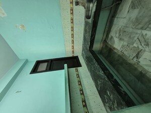 Kitchen in 1 RK Builder Floor at Mayur Vihar – for Rent