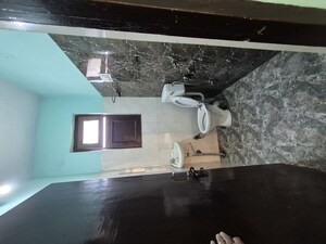 Attached Bathroom in 1 RK Builder Floor at Mayur Vihar – for Rent