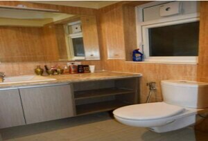Bathroom in 3 BHK Apartment at DLF The Skycourt, Sector 86 – for Rent
