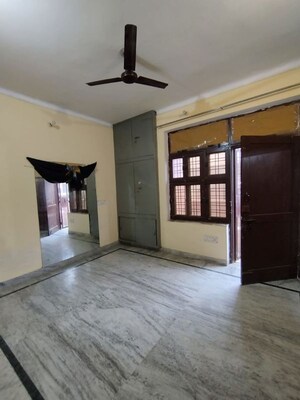4 BHK Builder Floor For Sale in Sushant Lok I