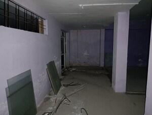 Bathroom in  Shop at Old Palasia – for Sale