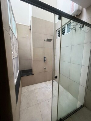 Bathroom in 6+ BHK Apartment at Purva Coronation Square, Jp Nagar – for Rent
