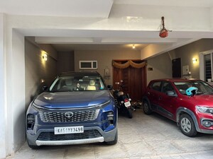 Parking in 6+ BHK Apartment at Purva Coronation Square, Jp Nagar – for Rent