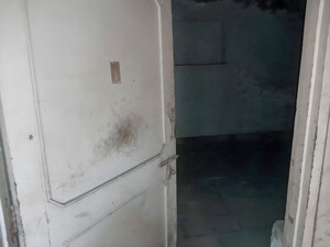 Bathroom in  Shop at Birmi – for Sale