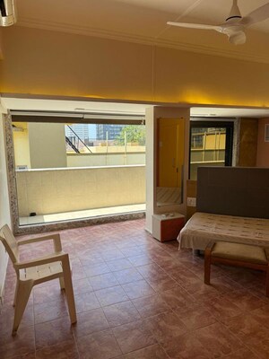 Living Room in 1 BHK Apartment at Pushpa Vihar CHS, Colaba – for Rent