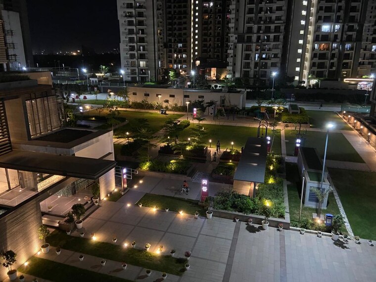 Swimming Pool, godrej-icon 3 Bedroom 2142 Sq.Ft. Apartment In Sector 88a Gurgaon 10647188