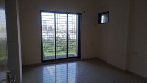 Room in 3 BHK Apartment at Ashar Residency, Pokhran Road No Two – for Rent