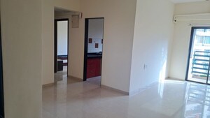 Room in 3 BHK Apartment at Ashar Residency, Pokhran Road No Two – for Rent