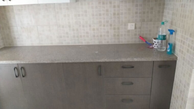 Bathroom, eldeco-fairway-reserve 4 Bedroom 2875 Sq.Ft. Apartment In Sector 80 Gurgaon 10647244