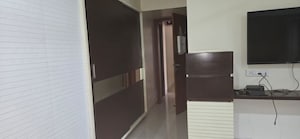 Furnished Amenities in 3 BHK Apartment at Kumar Peninsula, Baner – for Rent