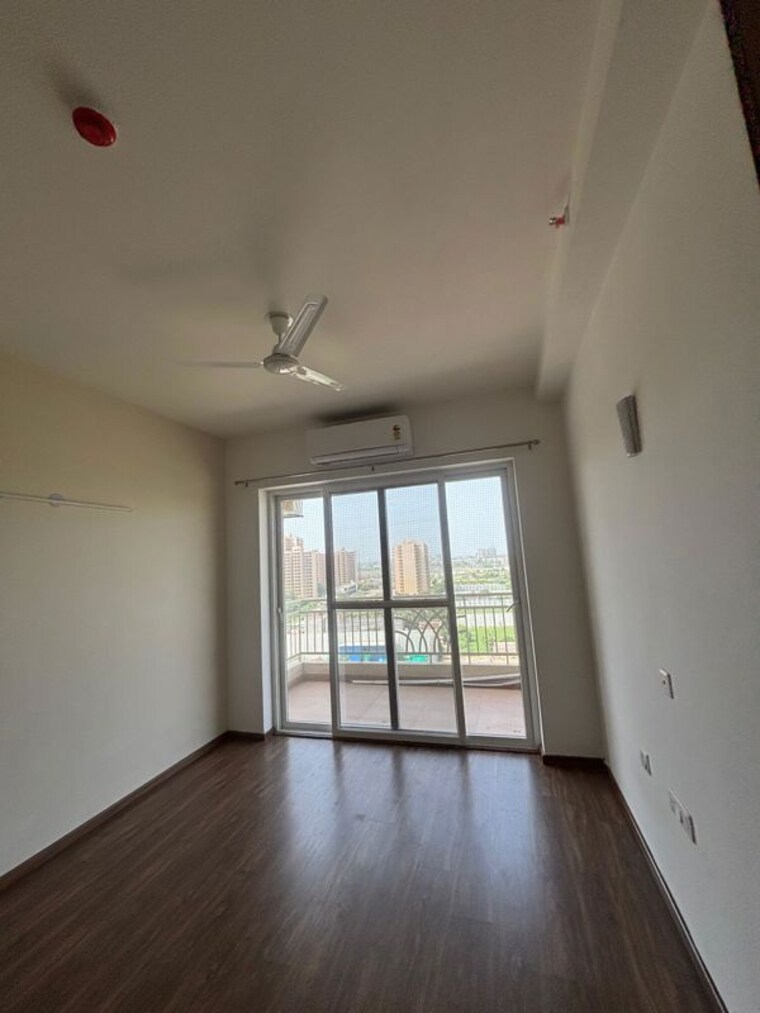 Room, the-center-court 2.5 Bedroom 1565 Sq.Ft. Apartment In Sector 88a Gurgaon 10644829