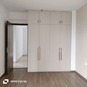 Room in 2.5 BHK Apartment at The Center Court, Sector 88a – for Rent