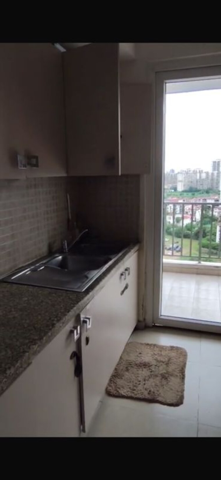 Balcony, dlf-the-skycourt 3 Bedroom 1900 Sq.Ft. Apartment In Sector 86 Gurgaon 10647301