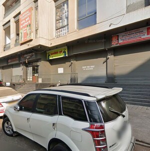  Shop For Sale in Hadashi