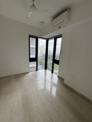 2 BHK Apartment For Sale in Lodha The Park Side, Worli