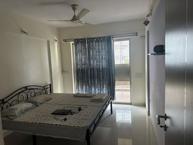 Bedroom, comfort-zone 3 Bedroom 1350 Sq.Ft. Apartment In Balewadi Pune 10647386