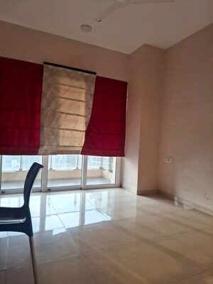Room in 2 BHK Apartment at L&T Crescent Bay T2, Parel – for Rent
