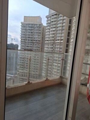 2 BHK Apartment For Rent in L&T Crescent Bay T2, Parel