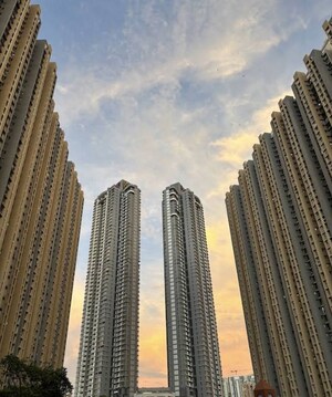  Apartment For Sale in Panch Pakhadi