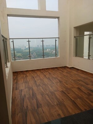 Room in 2 BHK Apartment at Sumadhura Acropolis, Gachibowli – for Sale