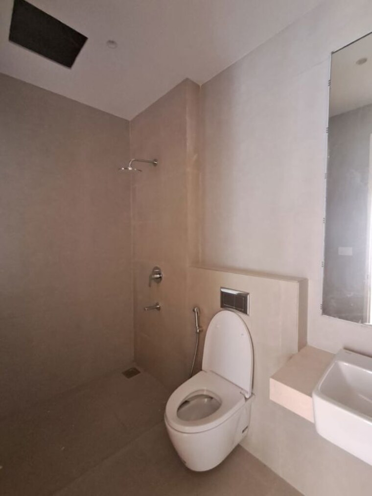 Bathroom, rustomjee-crown 3 Bedroom 1421 Sq.Ft. Apartment In Prabhadevi Mumbai 10647467