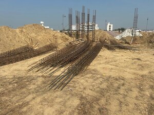 Swimming Pool in 1 BHK Apartment at Chhatikara – for Sale