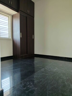 Room in 1 BHK Builder Floor at Hunasamaranahalli – for Rent