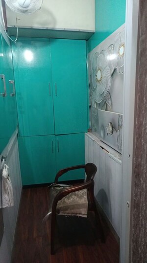 Bathroom in 2.5 BHK Builder Floor at Uppal Southend, Sector 49 – for Rent