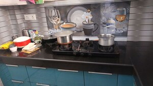 Kitchen in 2.5 BHK Builder Floor at Uppal Southend, Sector 49 – for Rent