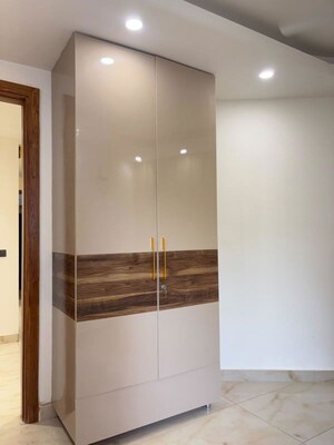 Room in 3 BHK Builder Floor at Jangpura – for Rent