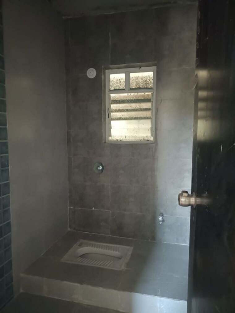 Bathroom, vadgaon budruk 2 Bedroom 1000 Sq.Ft. Apartment In Vadgaon Budruk Pune 10647653