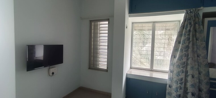 Room, warna colony 3 Bedroom 2500 Sq.Ft. Apartment In Warna Colony Kolhapur 10647761