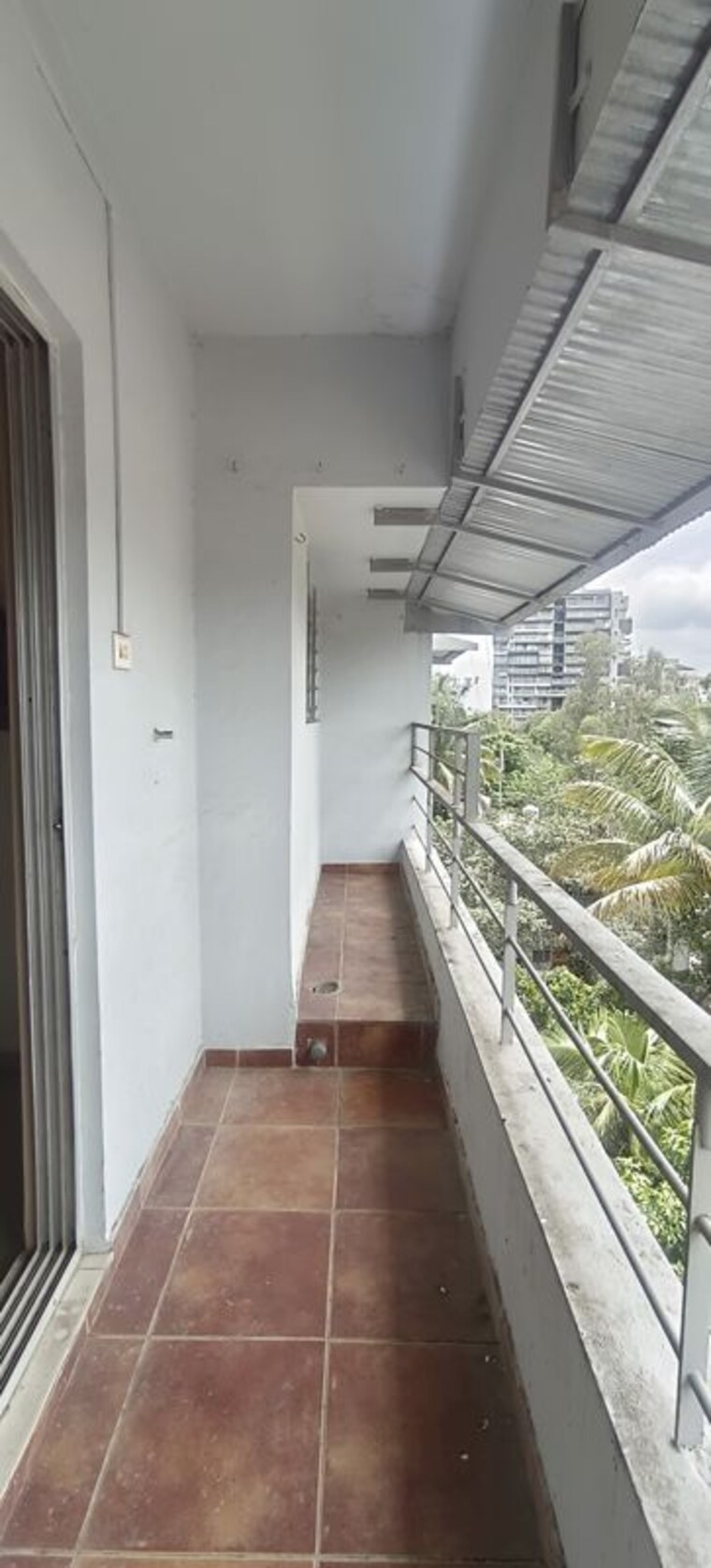 Balcony, warna colony 3 Bedroom 2500 Sq.Ft. Apartment In Warna Colony Kolhapur 10647761