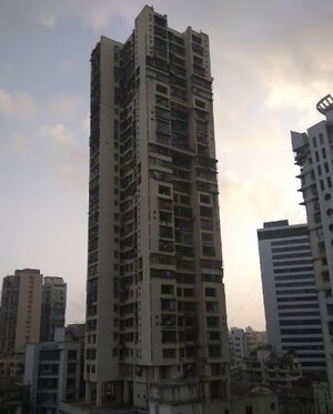  Apartment For Sale in Khetwadi
