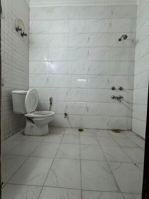 Bathroom in 3 BHK Apartment at Palm Residency Chhatarpur, Chattarpur – for Rent