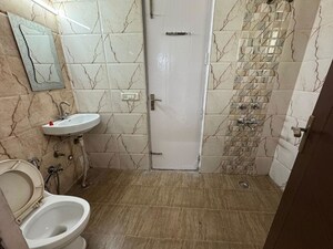 Bathroom in 3 BHK Apartment at Palm Residency Chhatarpur, Chattarpur – for Rent