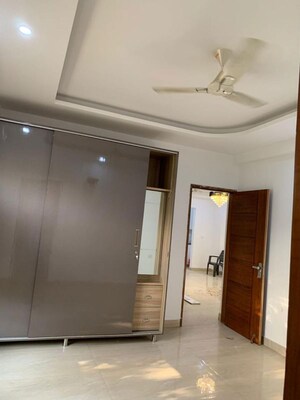 Building Lobby in 3 BHK Builder Floor at Palam Vihar – for Rent