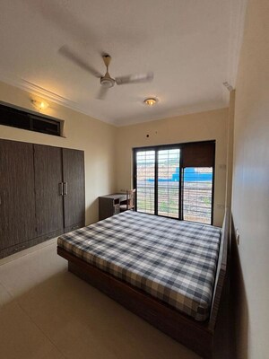 Bedroom in 2 BHK Apartment at K Raheja Heights, Malad East – for Rent