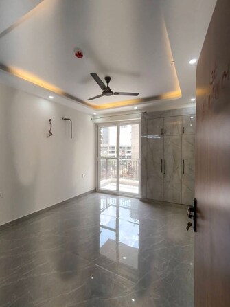 3 BHK +  1300 Sq.Ft. Apartment in Amrapali Verona Heights Phase II